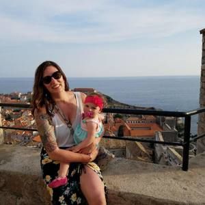 Meet your Posher, Danielle